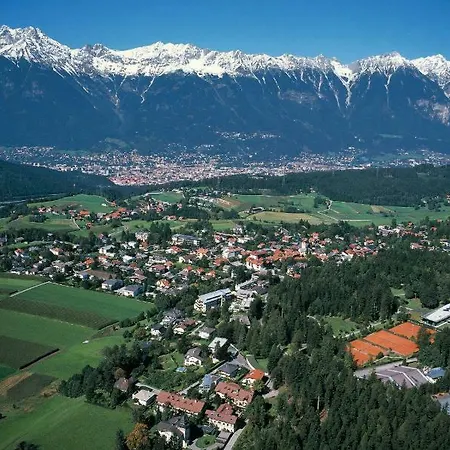 Ferienwohnung-apartment Monika In Innsbruck-igls * Инсбрук