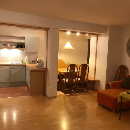 Ferienwohnung-apartment Monika In Innsbruck-igls * Инсбрук