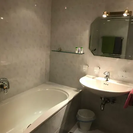 Ferienwohnung-apartment Monika In Innsbruck-igls إنسبروك