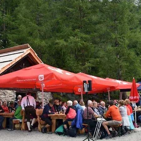 Appartamento Ferienwohnung-apartment Monika In Innsbruck-igls *